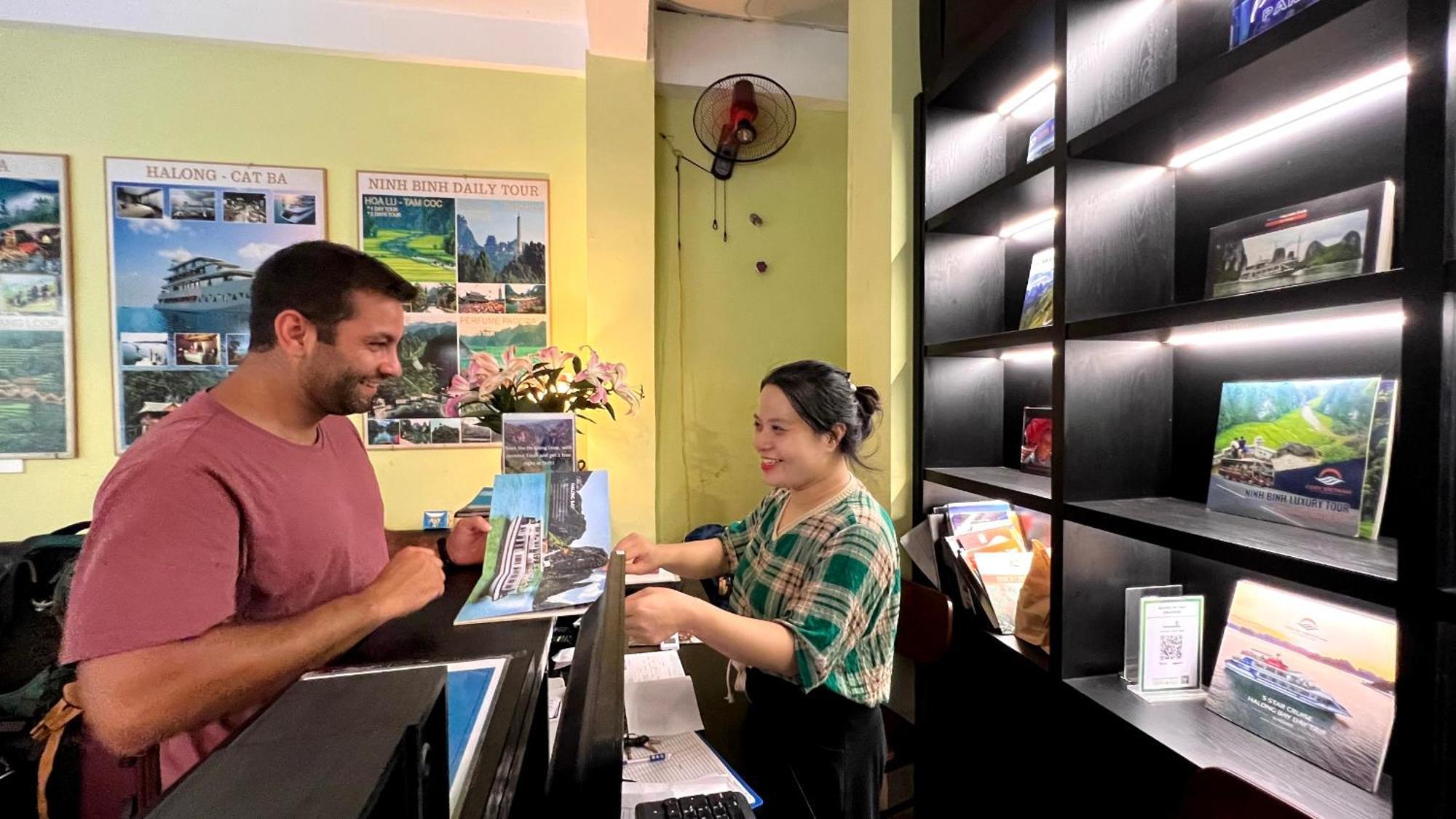 Drift Backpackers Hostel ハノイ市 エクステリア 写真